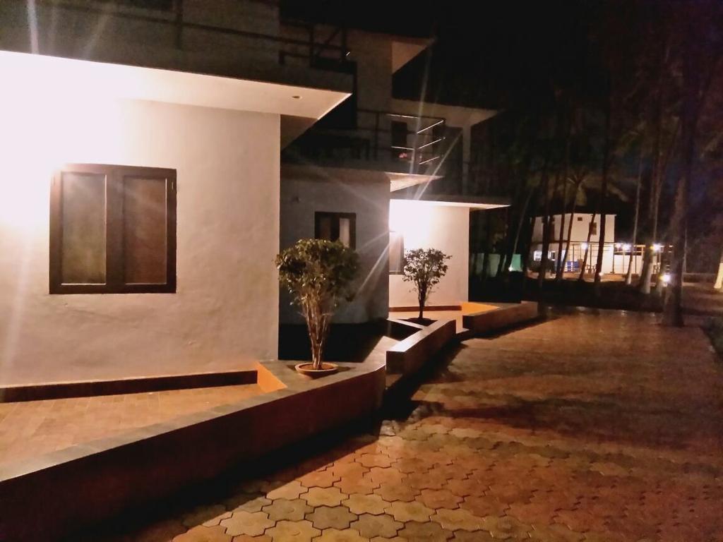 Kanbay Beach Resort Kannur Buitenkant foto