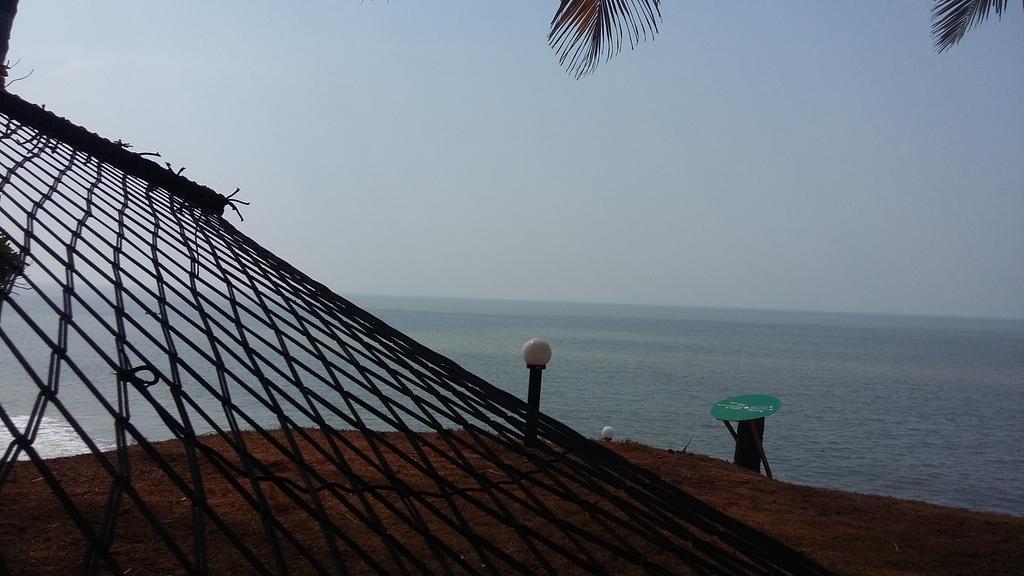 Kanbay Beach Resort Kannur Buitenkant foto