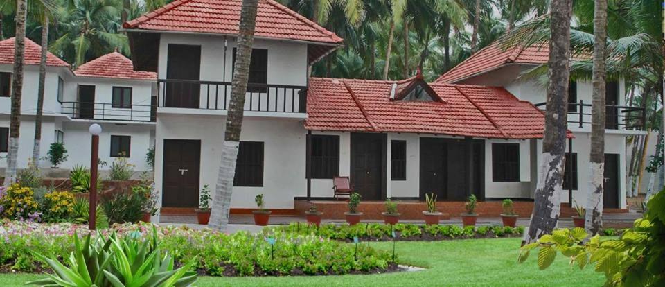Kanbay Beach Resort Kannur Buitenkant foto